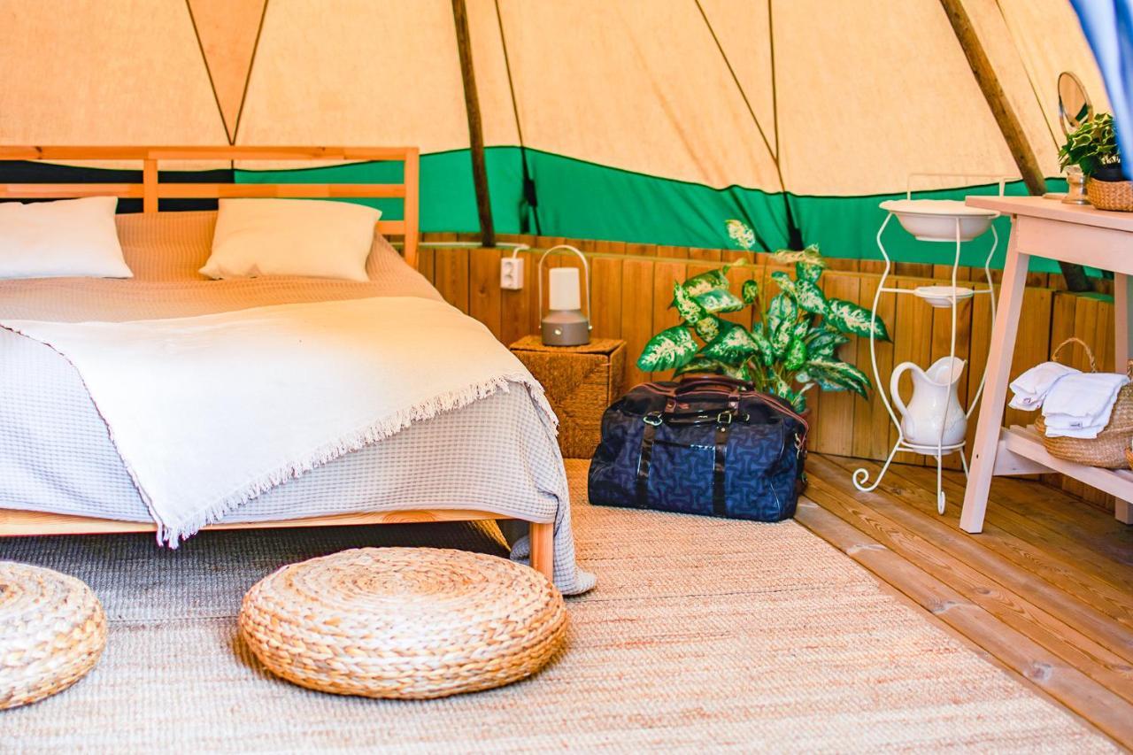 Arjaeng Camping & Stugor Sommarvik Exterior photo