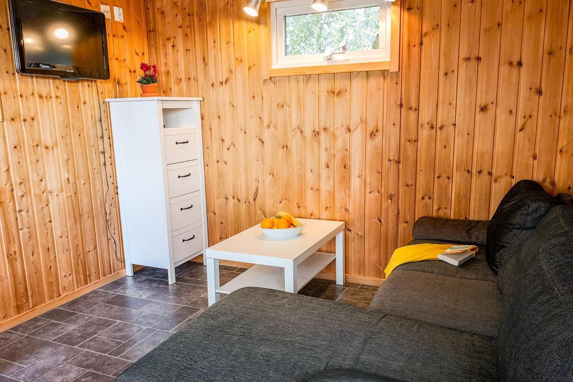 Arjaeng Camping & Stugor Sommarvik Room photo